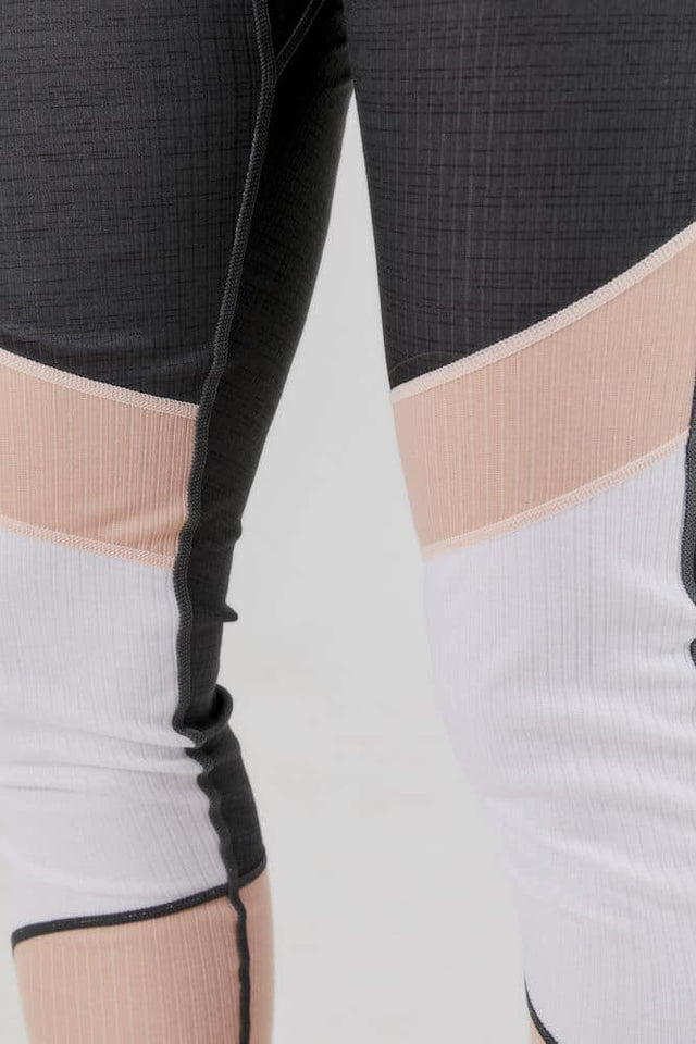 1905331_975704_Baselayer Set_C8