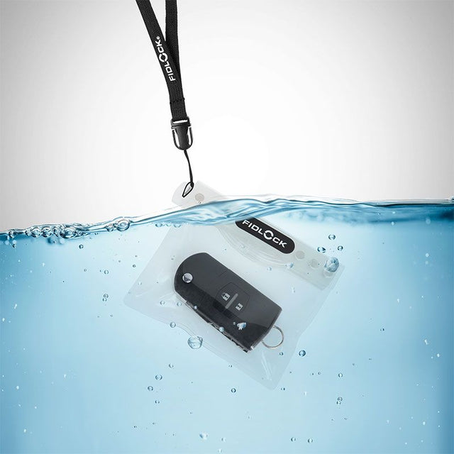 FIDLOCK-HERMETIC-dry-bag-mini-in-water-Rendering_800x800