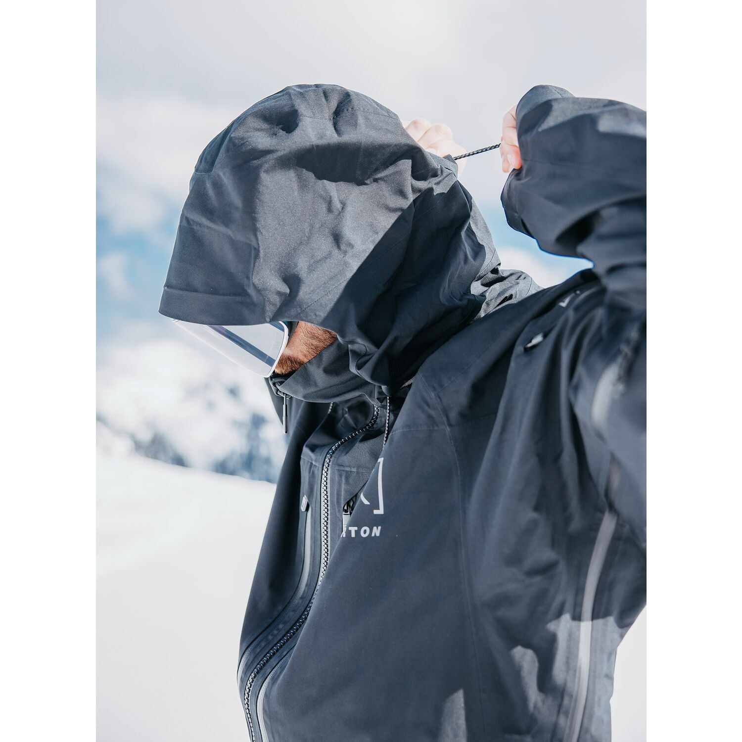 Burton AK Swash Jacket 2L True Black - Van Gent Surf- en